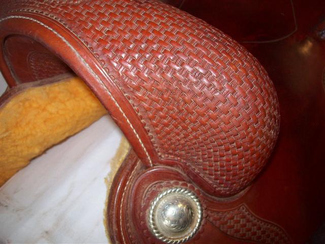 Used Saddle:- Image Number:2